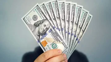 سعر الدولار.. نهاية تداولات الجمعة تكشف أحدث تحركات الجنيه في البنوك
